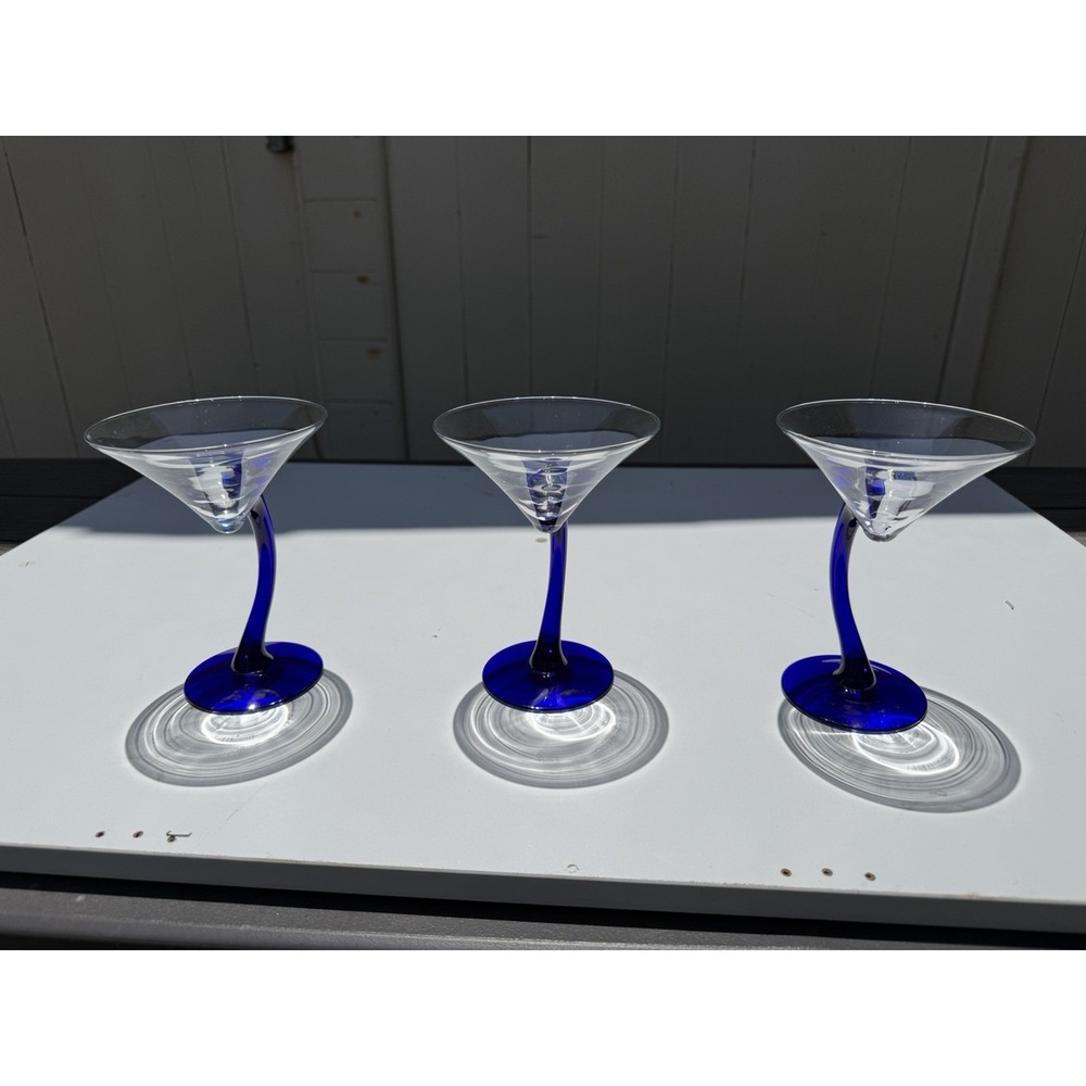 Set of 3 Clear Martini/Cocktail Glasses Blue Colored Stem & Base 8 fl oz